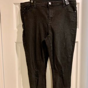 Woman’s stretch black jeans